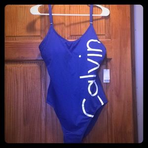 Calvin Klein true blue 1 piece swimsuit w/padding